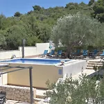 Garten By Interhome * Ražanj