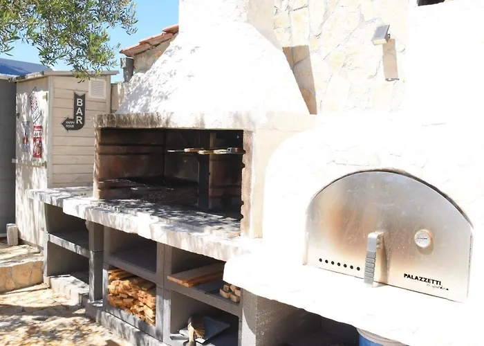 Garten By Interhome * Ražanj